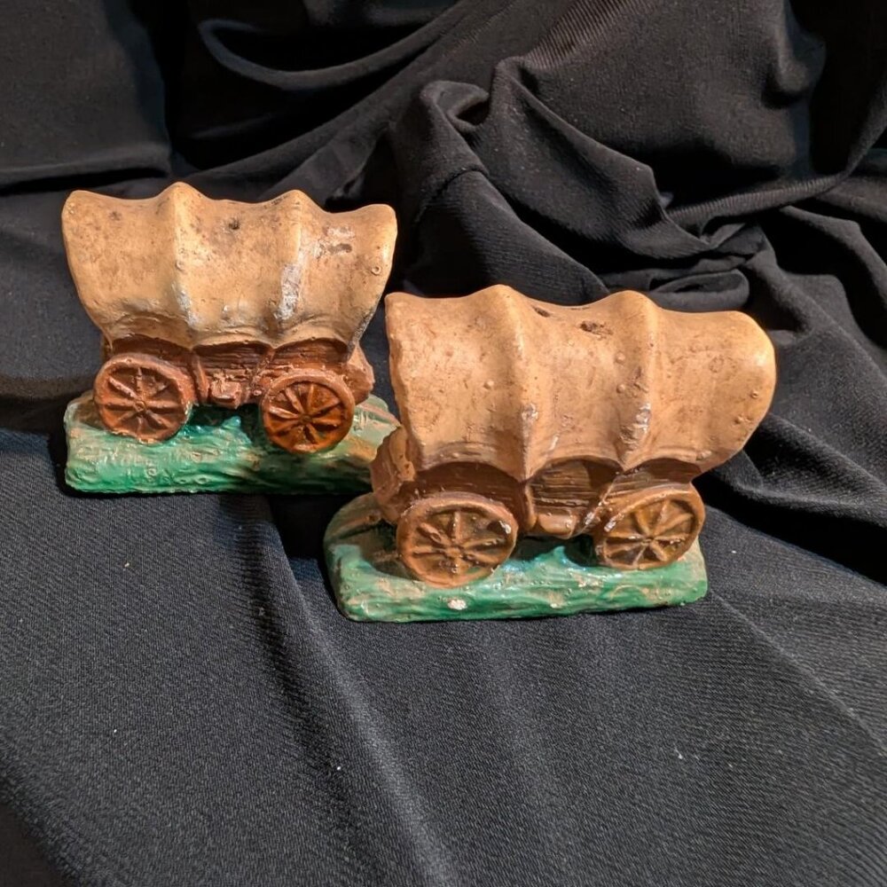Miniature covered wagon salt & pepper shakers